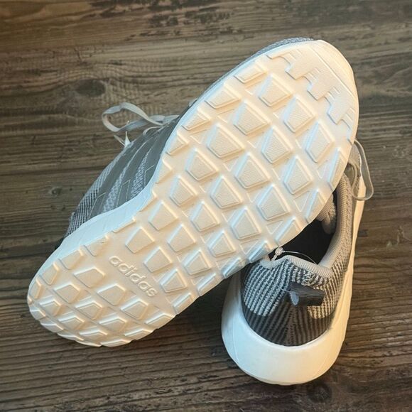 Adidas Men’s Questar Flow Running Shoes – Lightweight Comfort Style Size 9 New - Picture 13 of 13